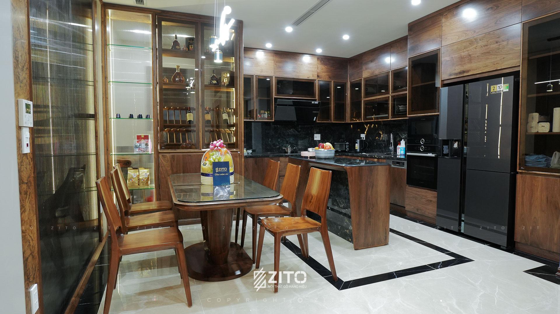 Bàn giao tủ bếp gỗ óc chó nhà phố Đồ Sơn