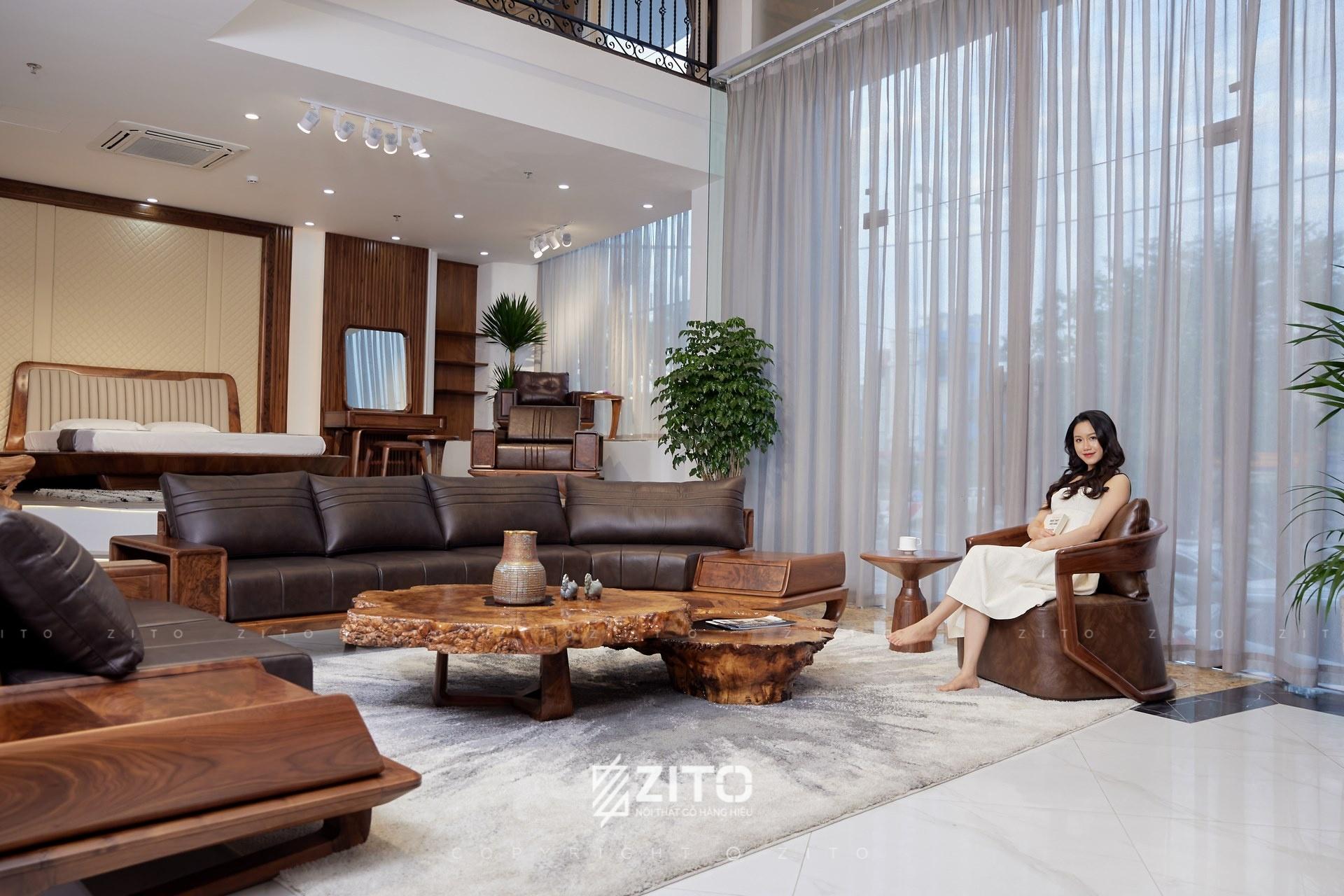 Sofa gỗ óc chó ZG 189 độc bản với đường cong mềm mại, thể hiện sự khéo léo của người thợ 15 năm tay nghề tại ZITO